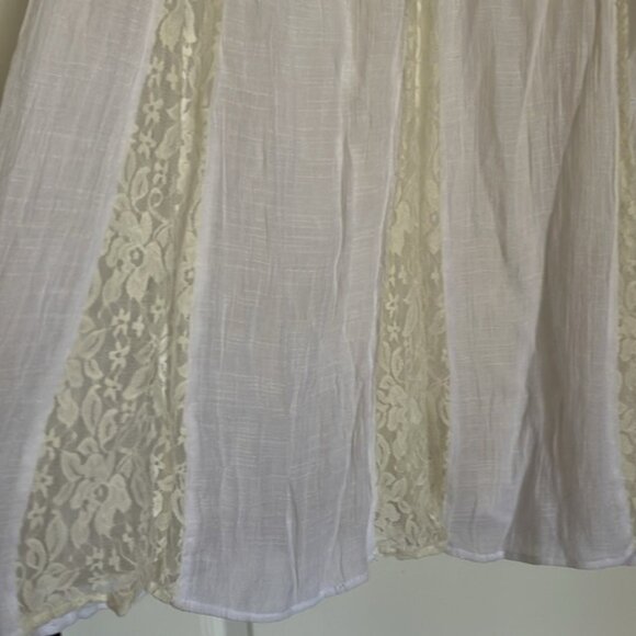 BCX Lace Skirt 5/$20 - Picture 3 of 5